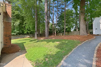 5918 Windham Drive, Raleigh, NC 27609 - Photo 23