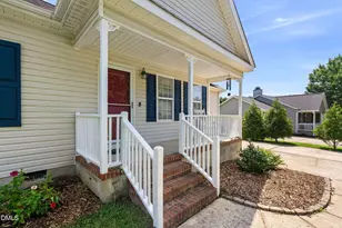 211 Courtland Dr, Angier, NC 27501 - Photo 3