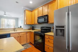 7837 Spungold St, Raleigh, NC 27617 - Photo 9
