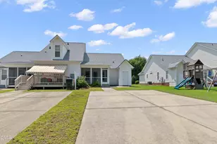 585 Pinecroft Dr, Clayton, NC 27520 - Photo 25