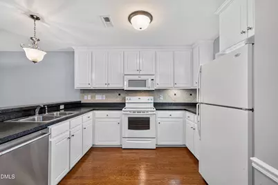 585 Pinecroft Drive, Clayton, NC 27520 - Photo 3