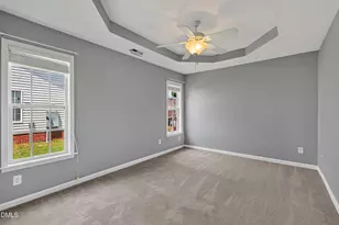 585 Pinecroft Dr, Clayton, NC 27520 - Photo 17