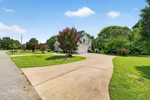 65 Powell Dr, Smithfield, NC 27577 - Photo 3