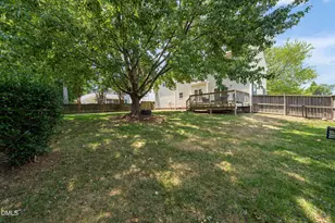 1000 Holly Meadow Dr, Holly Springs, NC 27540 - Photo 33