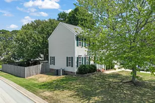 1000 Holly Meadow Dr, Holly Springs, NC 27540 - Photo 39