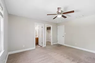 2103 W Marilyn Cir, Cary, NC 27513 - Photo 27