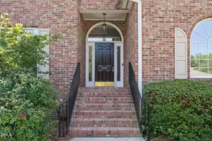 2103 W Marilyn Cir, Cary, NC 27513 - Photo 11