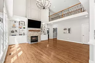 2103 W Marilyn Cir, Cary, NC 27513 - Photo 15