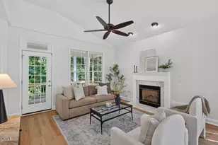 806 Carved Oak Dr, Durham, NC 27707 - Photo 7