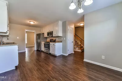 304 Whitehall Court, Clayton, NC 27520 - Photo 5