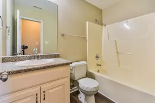 304 Whitehall Ct, Clayton, NC 27520 - Photo 25