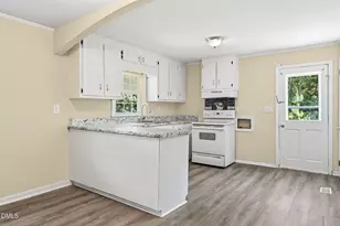 608 N 16th St, Erwin, NC 28339 - Photo 9