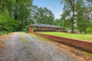 513 Brinn Dr, Sanford, NC 27330 - Photo 3