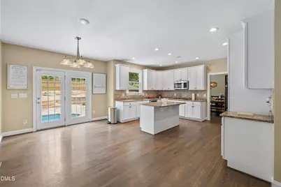 122 Brookbank Hill Place, Cary, NC 27519 - Photo 15