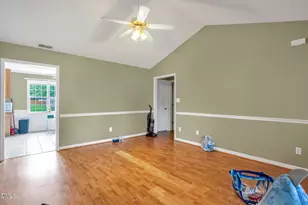 632 Waterford Dr, Clayton, NC 27520 - Photo 5