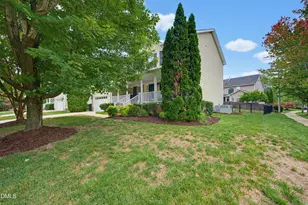 2200 Wide River Dr, Raleigh, NC 27614 - Photo 3