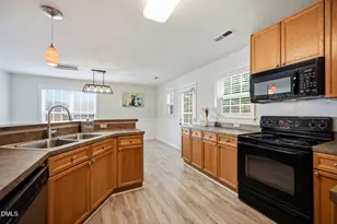 1423 Windycrest Ct, Raleigh, NC 27610 - Photo 7