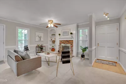 4600 Hamptonshire Drive, Raleigh, NC 27613 - Photo 5