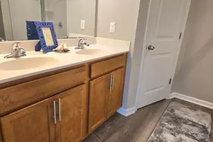 72 E Grove Point Dr, Clayton, NC 27527 - Photo 9