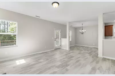 240 E Quailwood Drive, Fuquay-Varina, NC 27526 - Photo 7