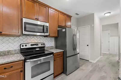 240 E Quailwood Drive, Fuquay-Varina, NC 27526 - Photo 13