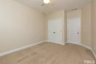 4015 Overcup Oak Ln, Cary, NC 27519 - Photo 9