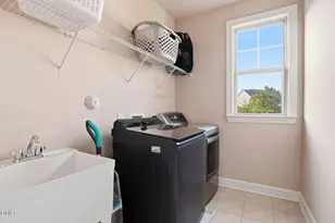 337 Karpen Ln, Cary, NC 27519 - Photo 63
