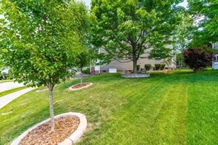 900 Vandalia Dr, Cary, NC 27519 - Photo 43