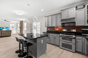 900 Vandalia Dr, Cary, NC 27519 - Photo 13