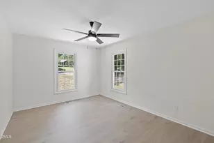 1310 Bramble Dr, Durham, NC 27712 - Photo 21