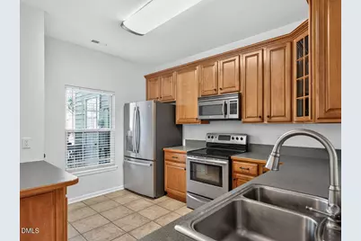 4327 Vienna Crest Drive, Raleigh, NC 27613 - Photo 5