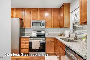 106 Gunston Ct, Chapel Hill, NC 27514 - Photo 5