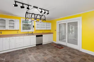 1016 Wells St, Durham, NC 27707 - Photo 11