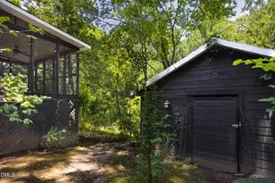 1016 Wells St, Durham, NC 27707 - Photo 29