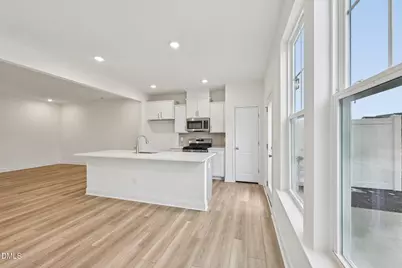629 Sefton Park Drive, Zebulon, NC 27597 - Photo 5