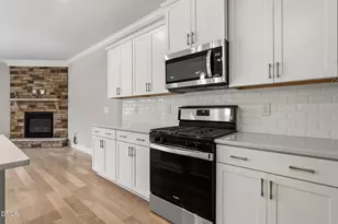 302 Fenella Dr, Raleigh, NC 27606 - Photo 7