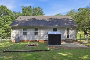 215 Brookfield Cir, Sanford, NC 27330 - Photo 23