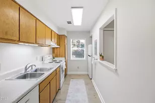 2502 Avent Ferry Rd, Raleigh, NC 27606 - Photo 13