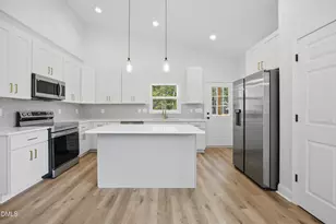 465 New York Ave, Burlington, NC 27215 - Photo 9