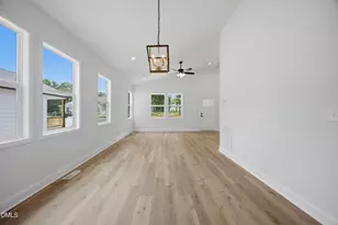 465 New York Ave, Burlington, NC 27215 - Photo 17