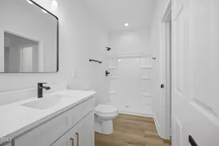 461 New York Ave, Burlington, NC 27215 - Photo 17