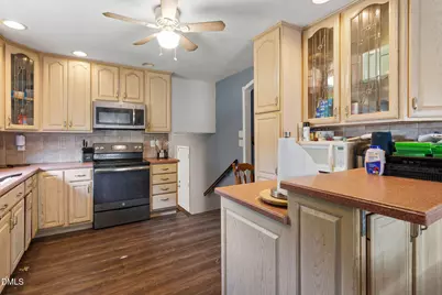 609 Francis Court, Spring Lake, NC 28390 - Photo 7