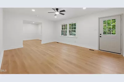 508 Crestview Drive, Durham, NC 27712 - Photo 5