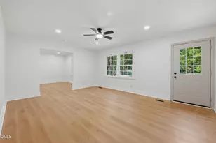 508 Crestview Dr, Durham, NC 27712 - Photo 5