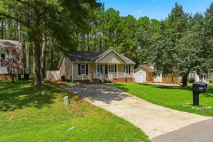 1009 Amber Acres Ln, Knightdale, NC 27545 - Photo 3
