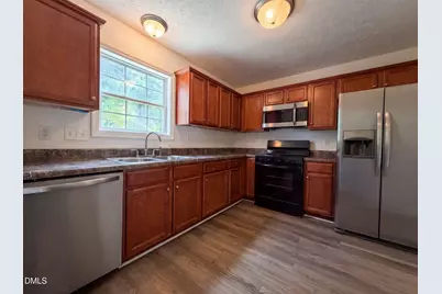 505 Old Warden Way, Hope Mills, NC 28348 - Photo 7