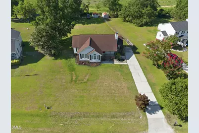 31 Birchfield Court, Coats, NC 27521 - Photo 3