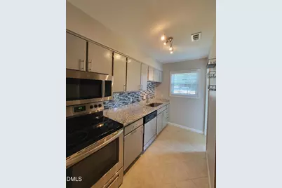6303 New Market Way, Raleigh, NC 27615 - Photo 7