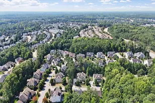 105 Beacon Hollow Pl, Cary, NC 27519 - Photo 5