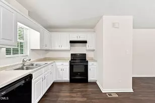 221 Dogwood Ave, Clayton, NC 27520 - Photo 13